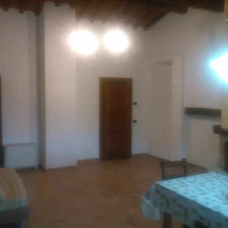 مزرعة للإقامة Agriturismo Casa Antonini